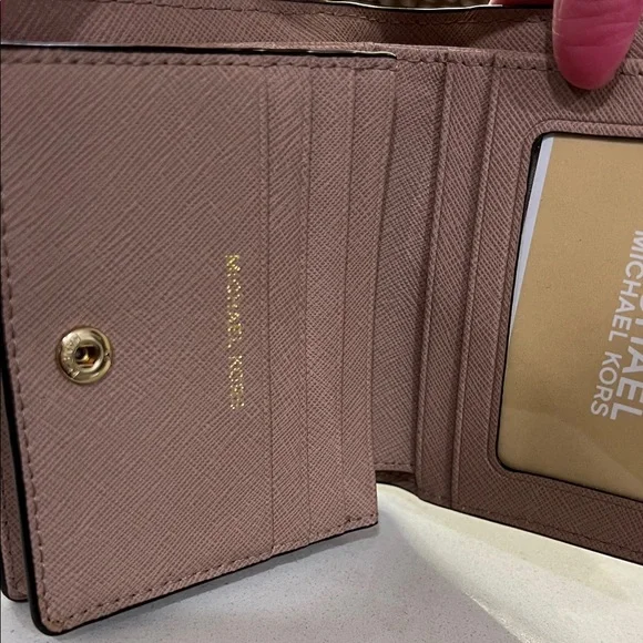 Michael Kors Blush Card Holder - Picture 11 of 15